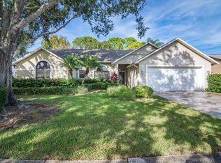 936 Jamestown Dr, Rockledge, FL 32955