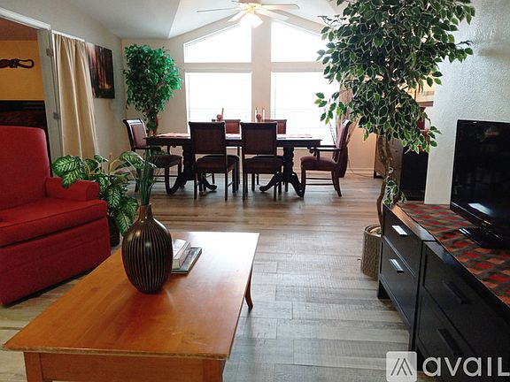 2nd image of 130 Cypress Way #1