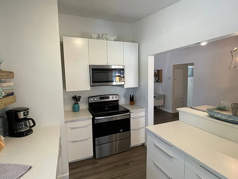 2504 S Milmar Dr — Photo 9