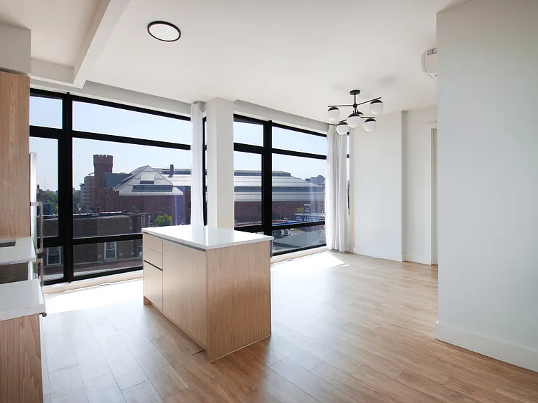 11 Herkimer St #4D — Photo 2