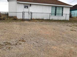 142 S Tipperary St, Hanna, WY 82327