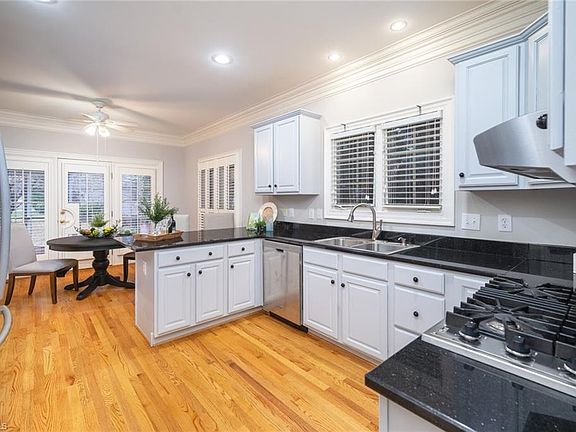 5th image of 28 Kinglet Cir