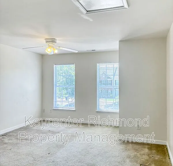 5904 Chapel Lawn Ter — Photo 9