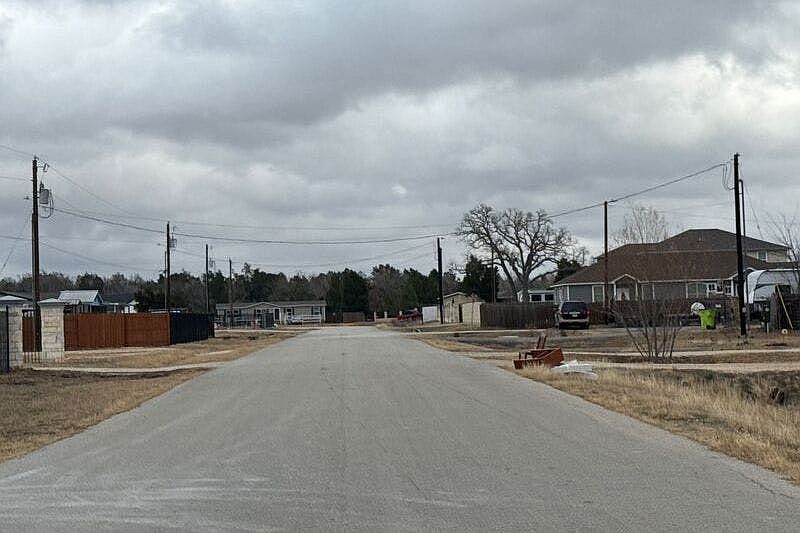 1st image of 173 Buena Fortuna Rd