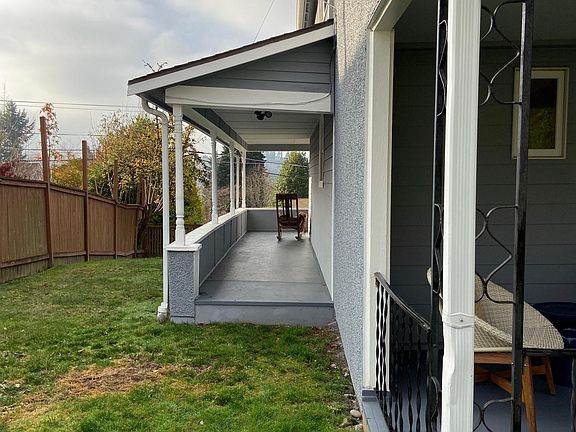 Wrap-around side porch