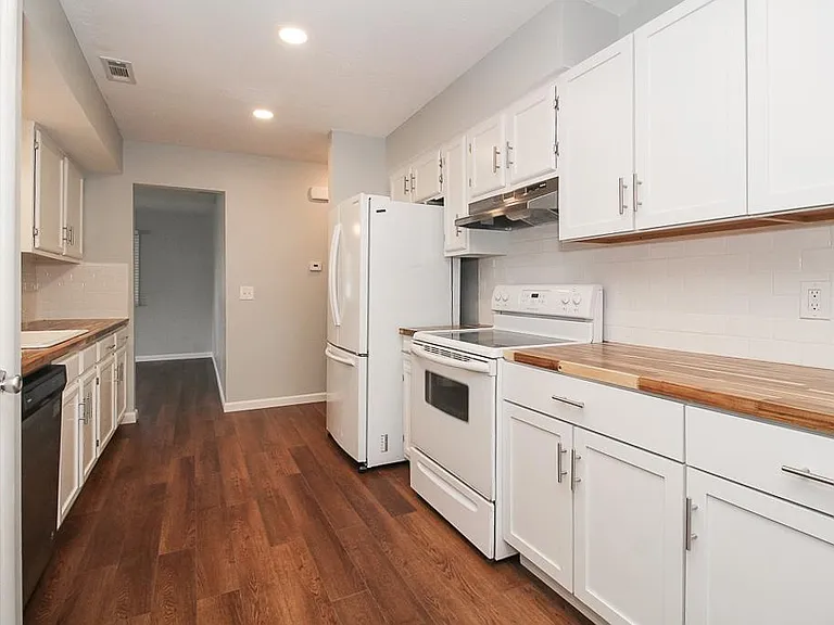 1701 Glenwood Dr — Photo 21
