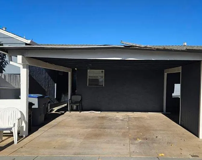 255 McCreery Ave — Photo 1