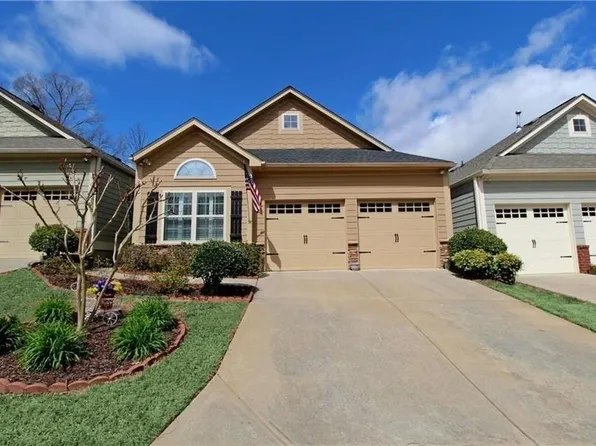 502 Camellia Ct, Acworth, GA 30102