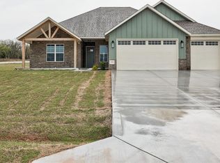2004 Leo Ct, Blanchard, OK 73010