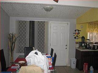 3rd image of 1751 Everglade Ave