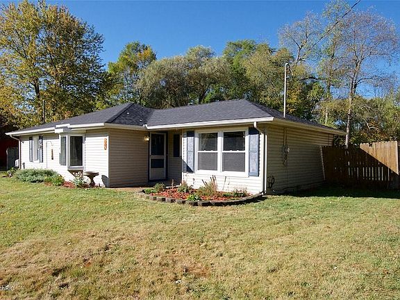 2nd image of 145 Bansill Dr