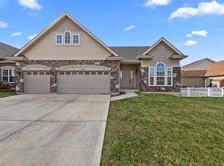 2221 Bay Tree Dr, Saint Peters, MO 63376