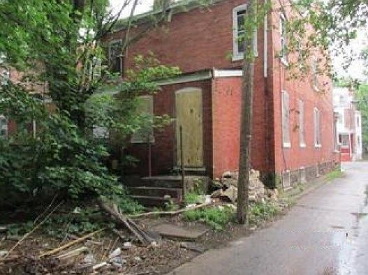 2nd image of 507 Farragut Ave