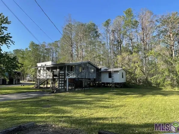 15080 Haynes Rd, Maurepas, LA 70449