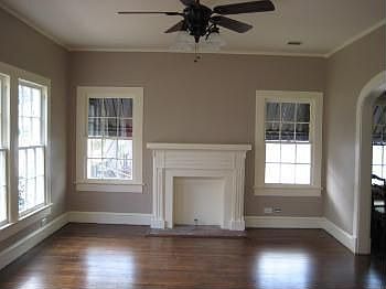 3rd image of 652 College St