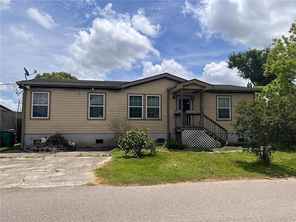 1st image of 2717 Amigo Ave