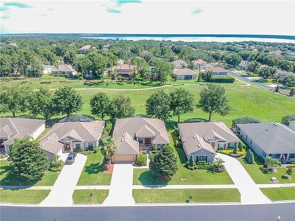 3rd image of 1505 Misty Glen Ln