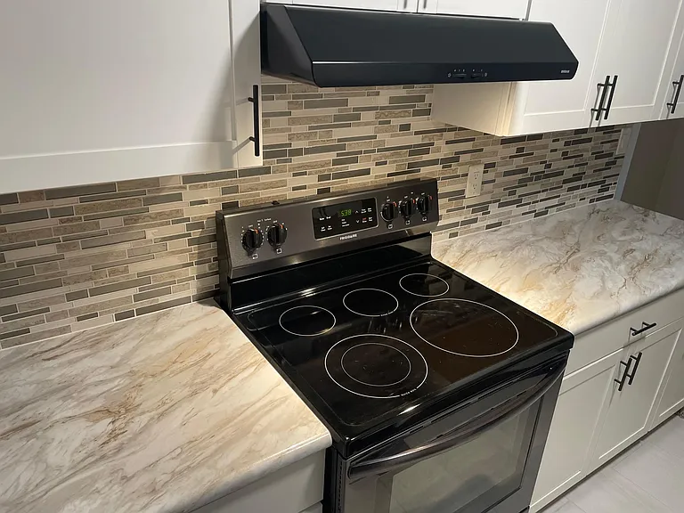 1623 Quarrier St #C — Photo 30