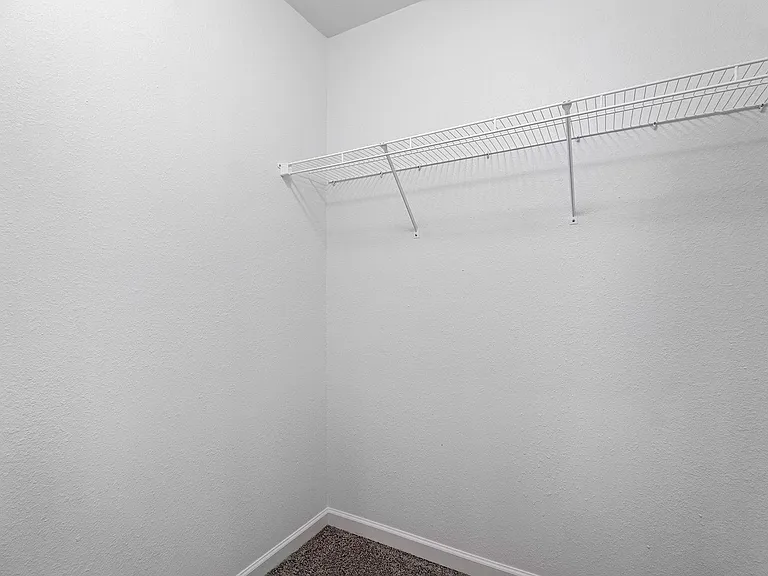2327 Shadycroft Dr — Photo 15