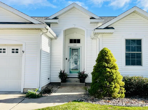 108 Stone Gate Ct #23, Spring Lake, MI 49456
