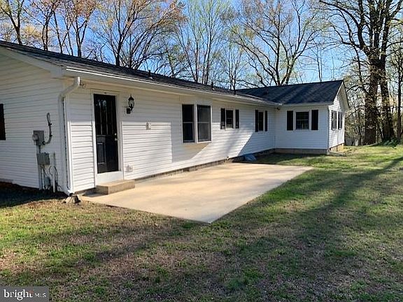 4th image of 7991 Terry Dr