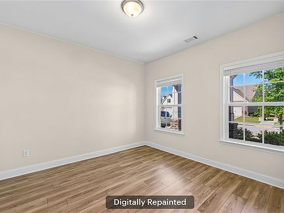 3rd image of 2606 Dorset Ln