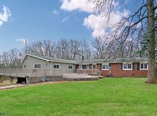 66 Hogback Rd, Pittstown, NJ 08867