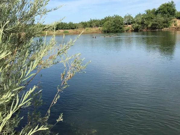 Bishop Ave, Live Oak, CA 95953