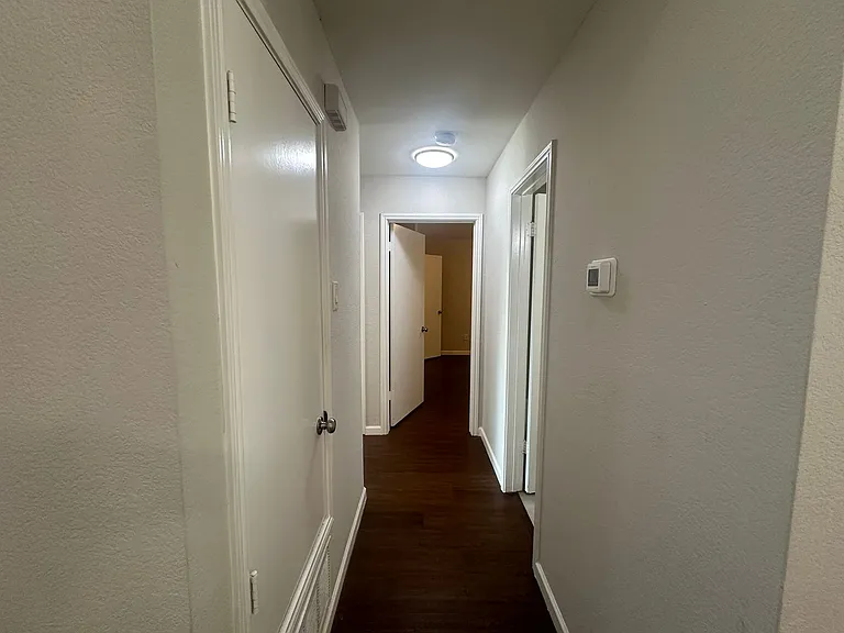 7814 Bob White Dr — Photo 29