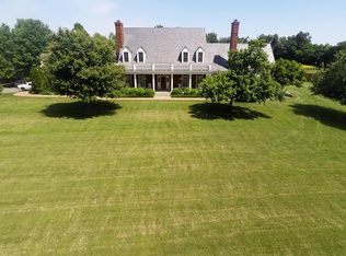 5965 Blandville Rd, Paducah, KY 42001