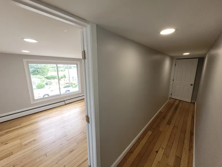 632 Main St — Photo 8