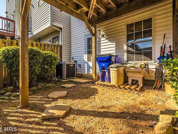 3rd image of 108 Princetown Dr #5A