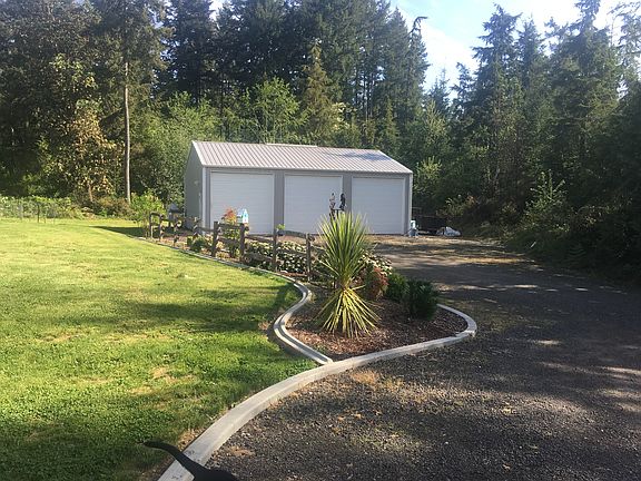 4th image of 6300 SE Tharp Pl