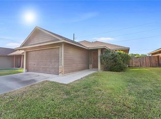 1134 Cottage Grove Cir, Bryan, TX 77801