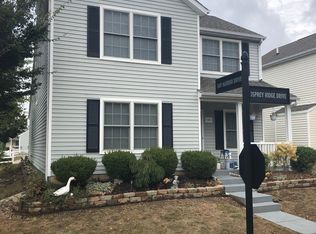 7001 Osprey Ridge Dr, Louisville, KY 40228