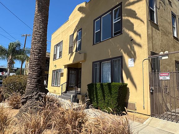 2nd image of 1280 N Ardmore Ave #1282