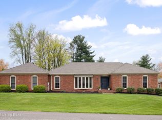 11114 Finchley Rd, Douglass Hills, KY 40243