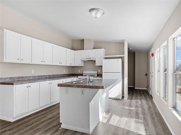 2nd image of 3168 McMillan Rd