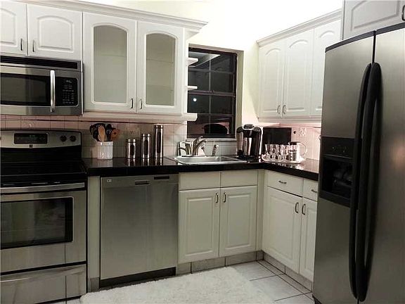 4th image of 21228 Harbor Way APT 251