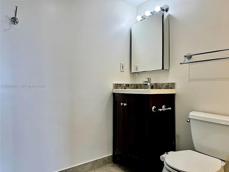 2780 NE 183rd St #2012 — Photo 27