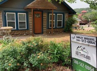 212 E Lake Dr, Medicine Park, OK 73557