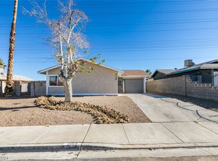 5154 Rappahanock St, Whitney, NV 89122