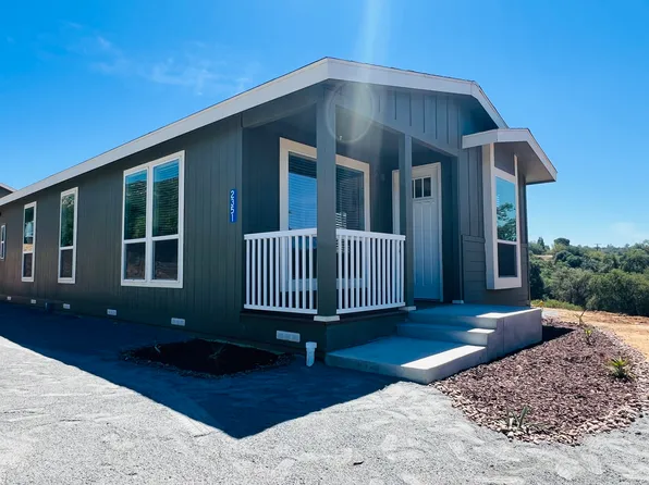 2351 Mount Elena Way, Jamul, CA 91935