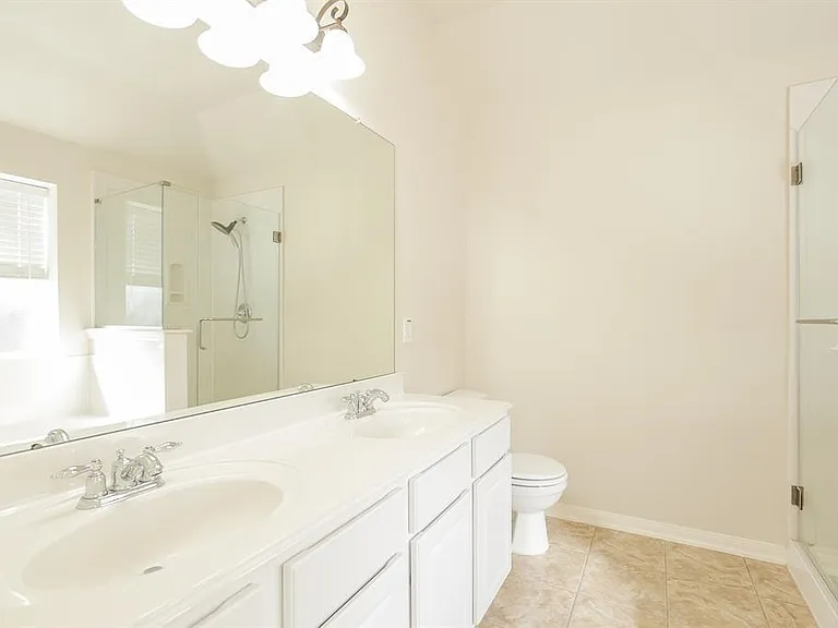 11414 Ryan Manor Dr — Photo 12
