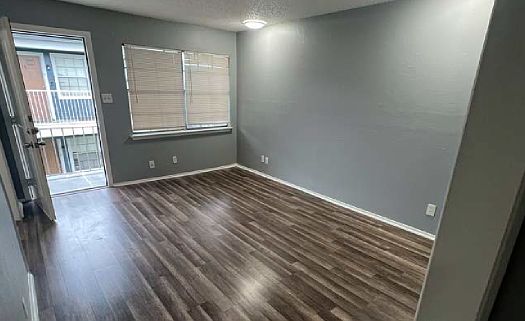 3rd image of 810 Rambler Dr APT 8