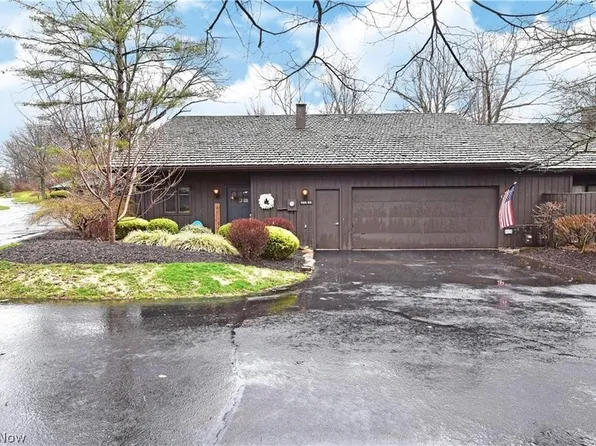 455-55 Meadowview Dr, Aurora, OH 44202