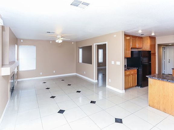 4th image of 6034 Giant Forest Ln