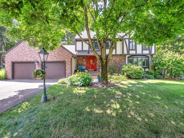 25 Brookside Place, Cheshire, CT 06410