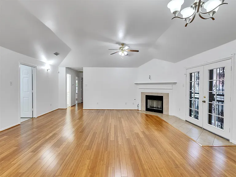 7211 Canda Ln — Photo 7
