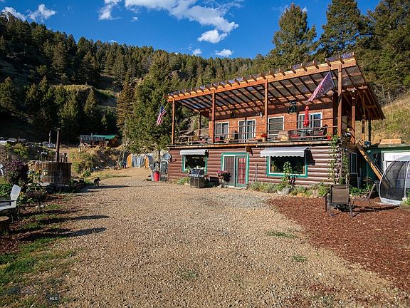 4th image of 576 Wisconsin Creek Rd